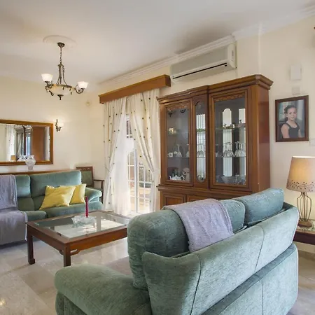 5 Star Close To The Beach In Ayia Napa, 1367 Villa