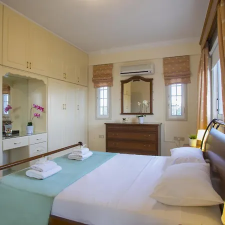 Villa 5 Star Close To The Beach In Ayia Napa, 1367